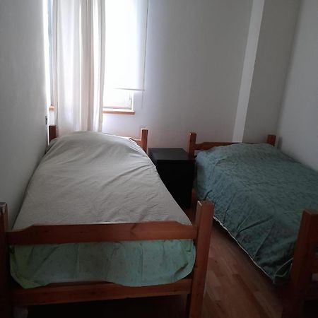 Three Bedroom Flat At Ocean Village Gibraltar Exterior foto
