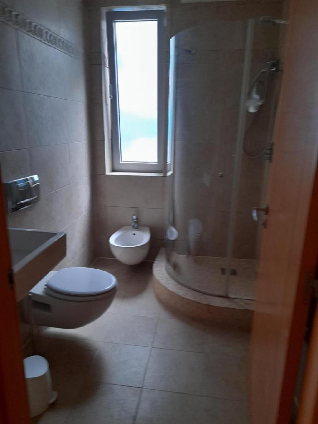 Three Bedroom Flat At Ocean Village Gibraltar Exterior foto